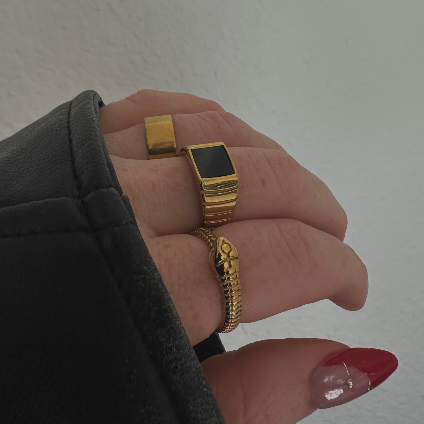 Angela Signet Ring