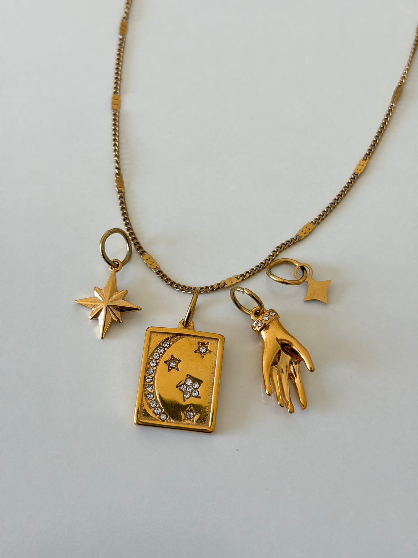 Fortunes Favors - Gold